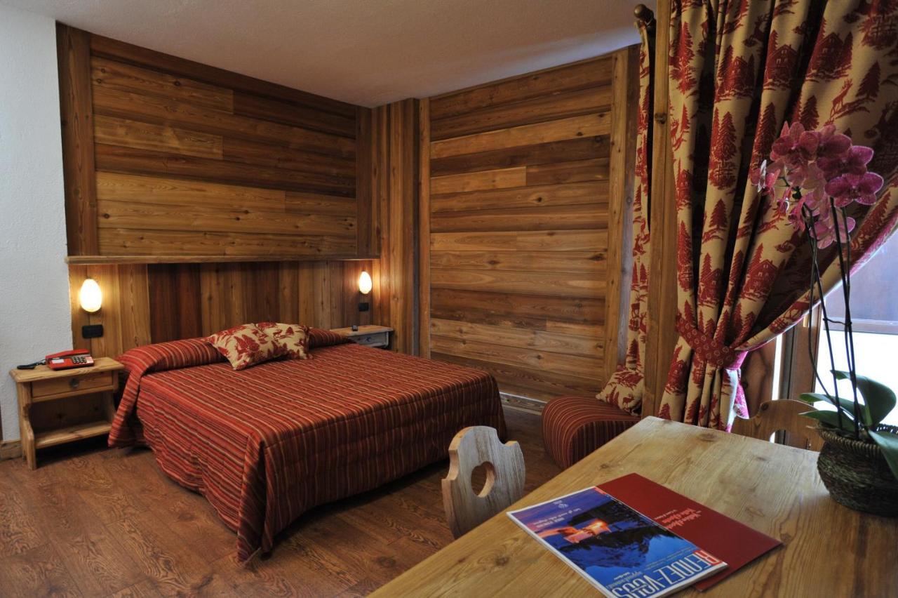 Hotel Rendez-Vous - Aymavilles Oda fotoğraf